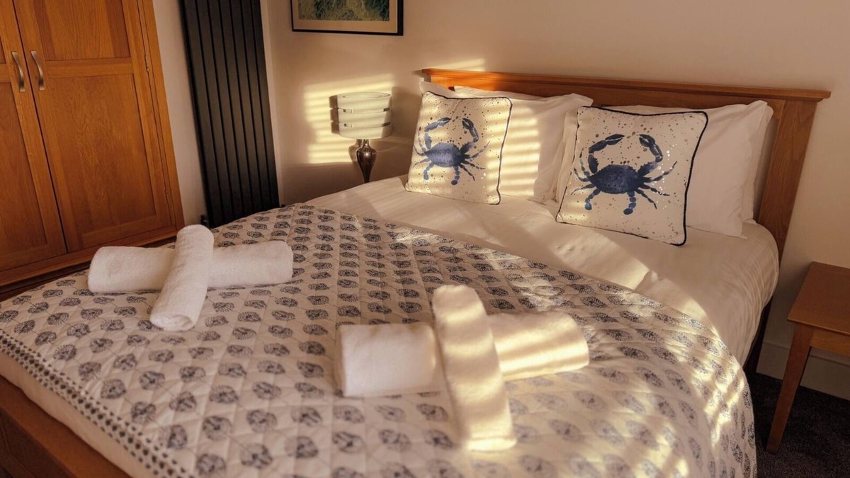 Carlton Colville House | Bracken and Bramble Barn – Spacious Holiday Retreat