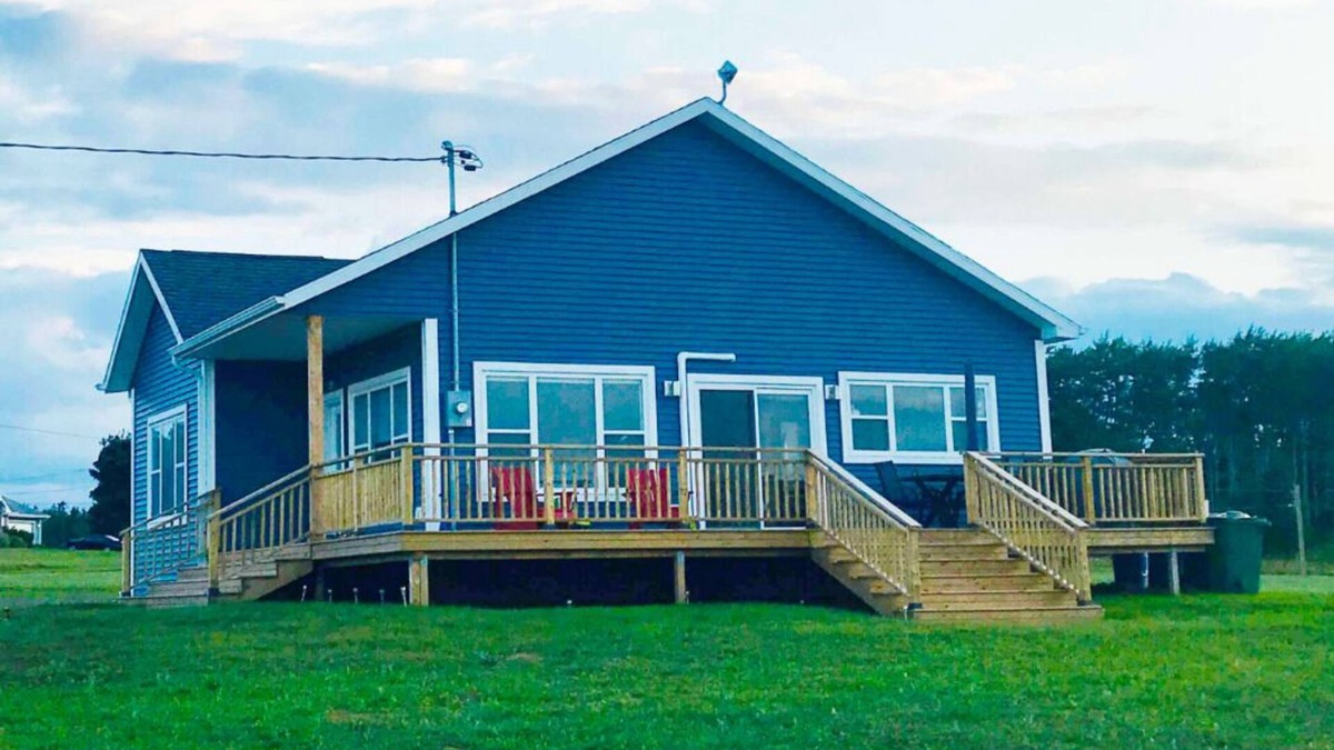 Brackley Beach House | Brackley Blue - Private cabin on Brackley Beach