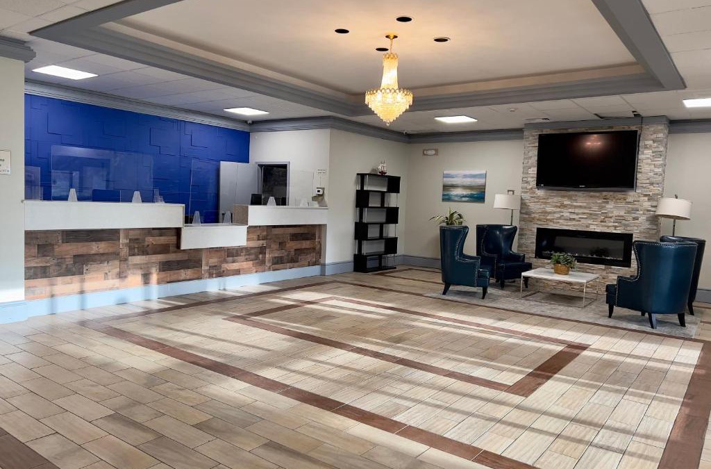 Windsor Locks Hotel | Bradley Inn