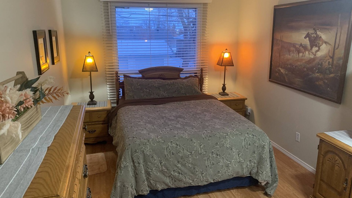 Forest Lawn Condo | Braebourne Manor - Furnished One Bedroom Condo