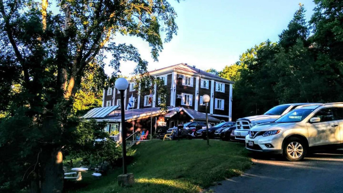 Pictou Bed & Breakfast | Braeside Country Inn