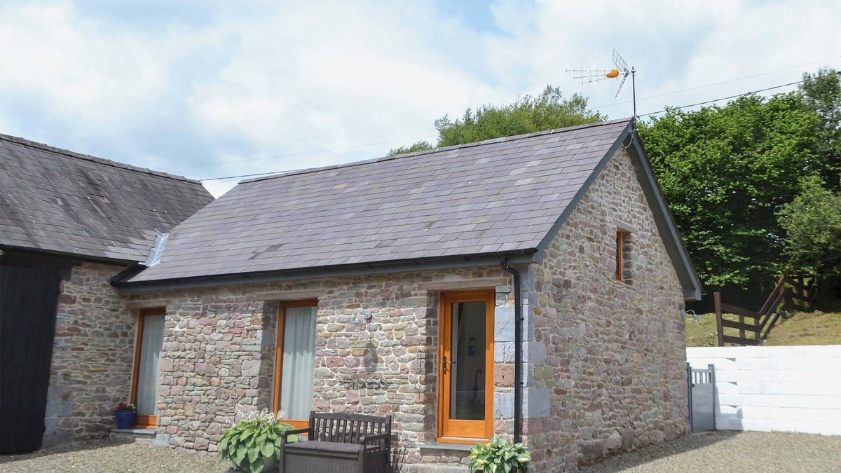 Llangadog Cottage | Bramble Cottage Mountain Retreat