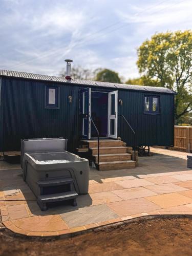 Godshill House | Brambles, Shepherds Hut, Isle of Wight