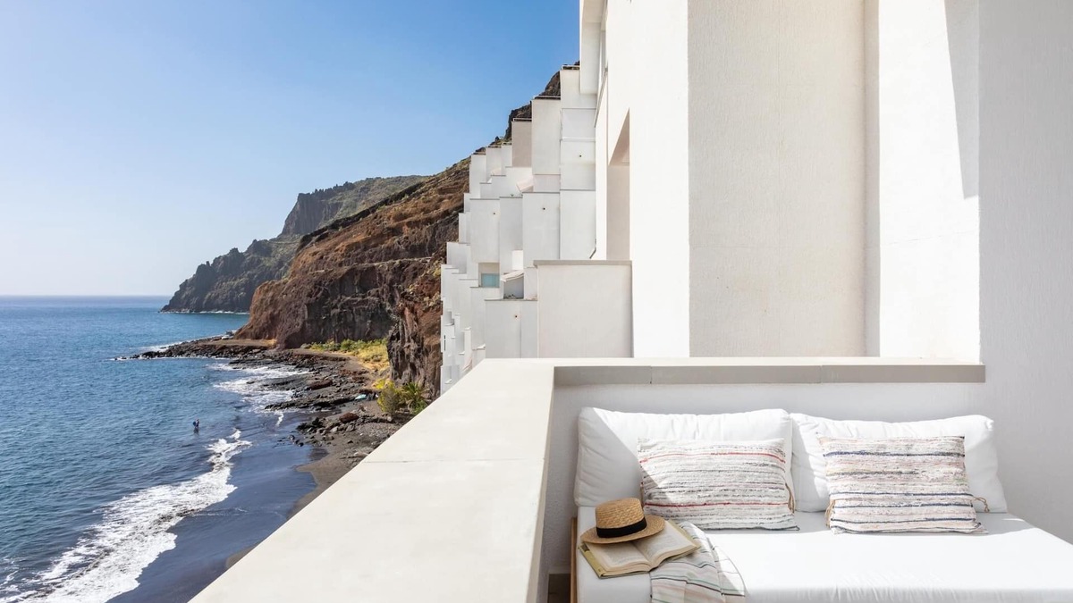 Santa Cruz de Tenerife Apartment | Brand new apartment, stunning sea views