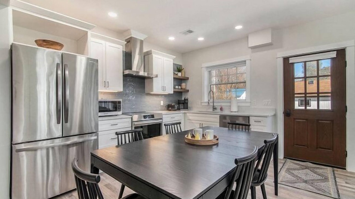 Onekama Condo | Brand new 2 Bed/2 Bath Luxury Condo at the Dala House