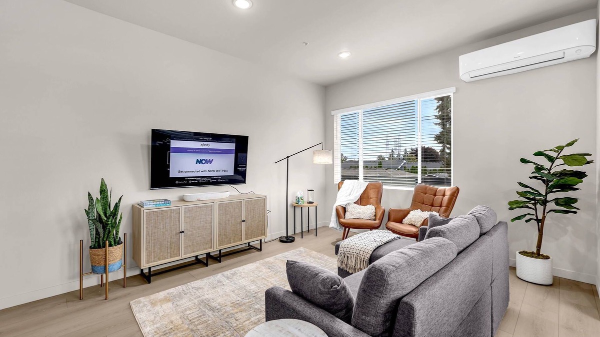 West Hazel Dell Apartment | Brand New 2-bedroom 2 bathroom apartment with AC, WiFi in lovely Vancouver