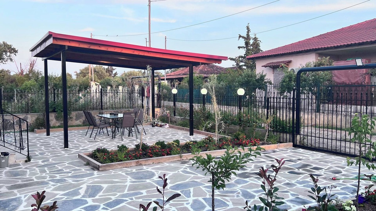 Nea Iraklia Apartment | Brand new 2-bedroom apartment with AC, WiFi in beautiful Χαλκιδική