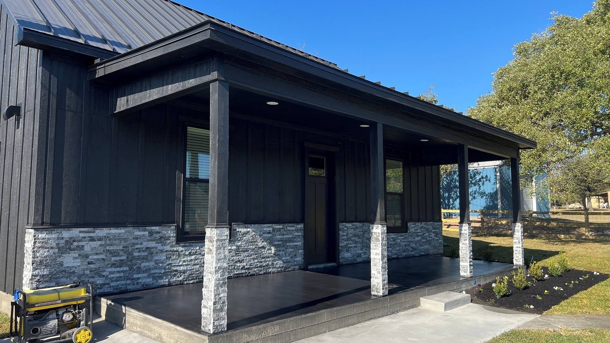 Somerville Cottage | Brand New 2-bedroom Cottage - "The MarCupial a Cozy Retreat by The Lake"