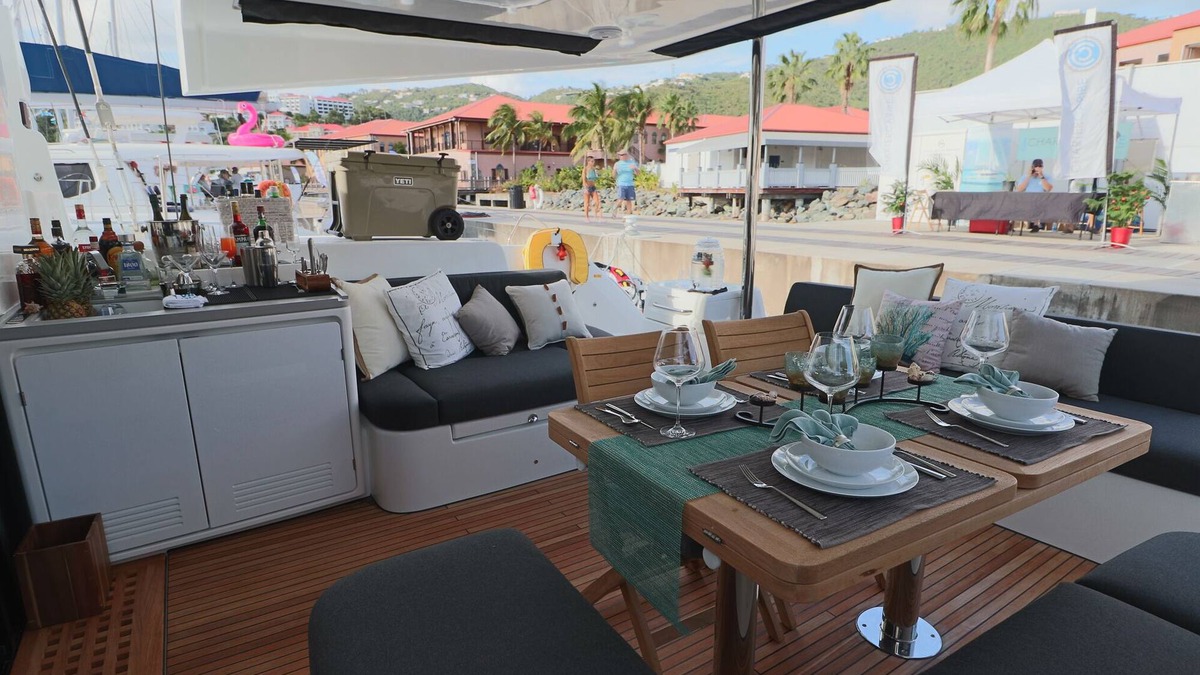 Great Mountain Boat Rental | BRAND NEW -2023 Lagoon 50', Diving, STT Pickup-Water Toys, Child Disc-All Incl!