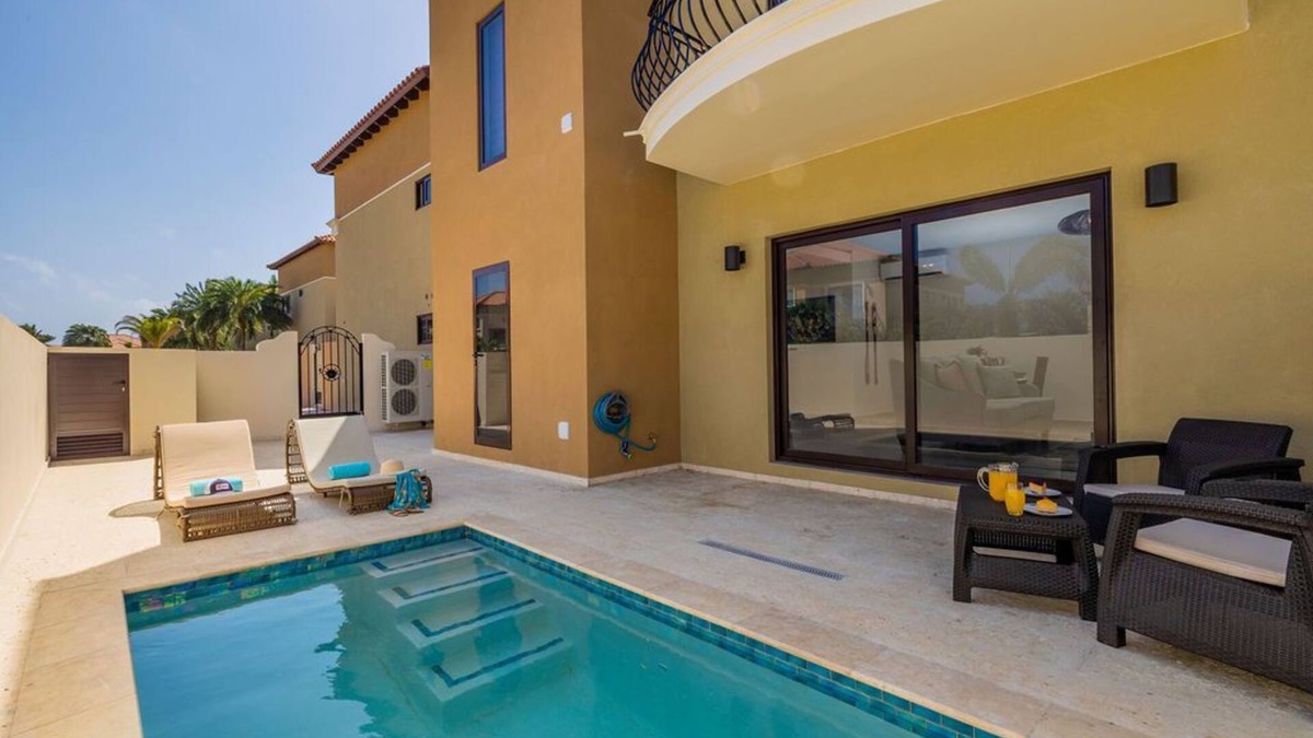 Gold Coast House | BRAND NEW 2BR2BA w/Private Pool in Gated Community
