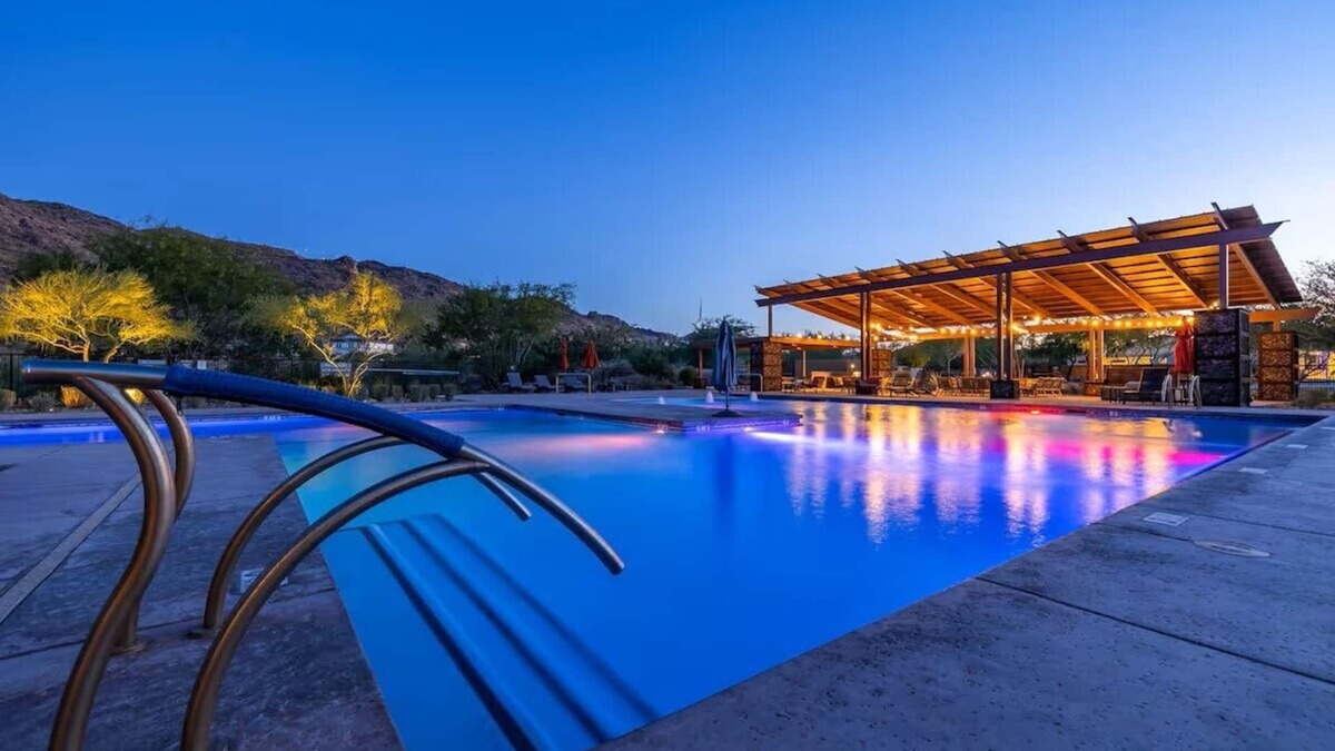 South Mountain House | Brand New 3BR Oasis - Pool, Gym, Jacuzzi + Scenic Views & Remote Work Ready