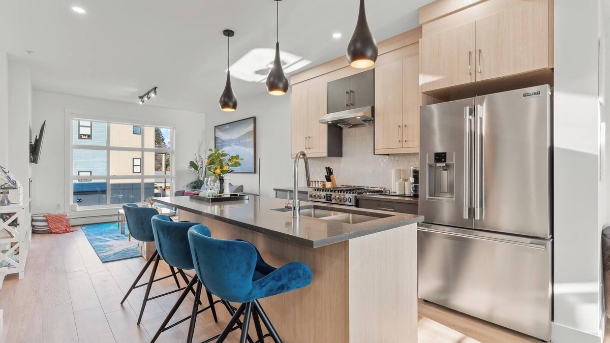 Chilliwack Proper Village West House | Brand New 4 Bd Chilliwack Townhouse