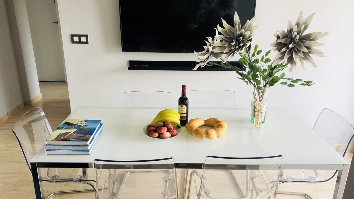 El Besos i el Maresme Apartment | BRAND NEW, 8 MIN WALK TO THE BEACH & FREE PARKING!