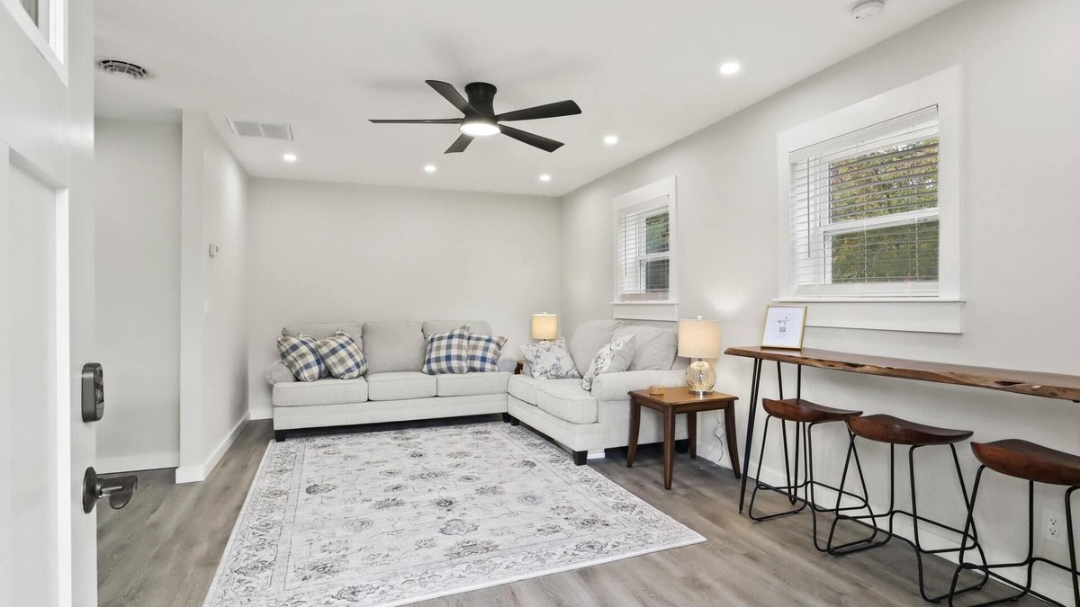 Big Stone Gap Apartment | Brand New Apartment The Holton #2 in Big Stone Gap near Lonesome Pine Hospital