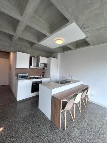 Santa Teresa Apartment | Brand new apt San Bernardino Caracas