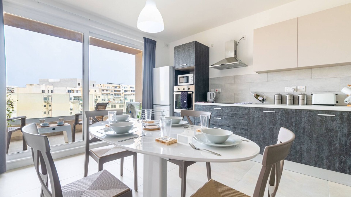 Bugibba Apartment | Brand new Beautiful and Bright 3 Bedroom Apartment H 8