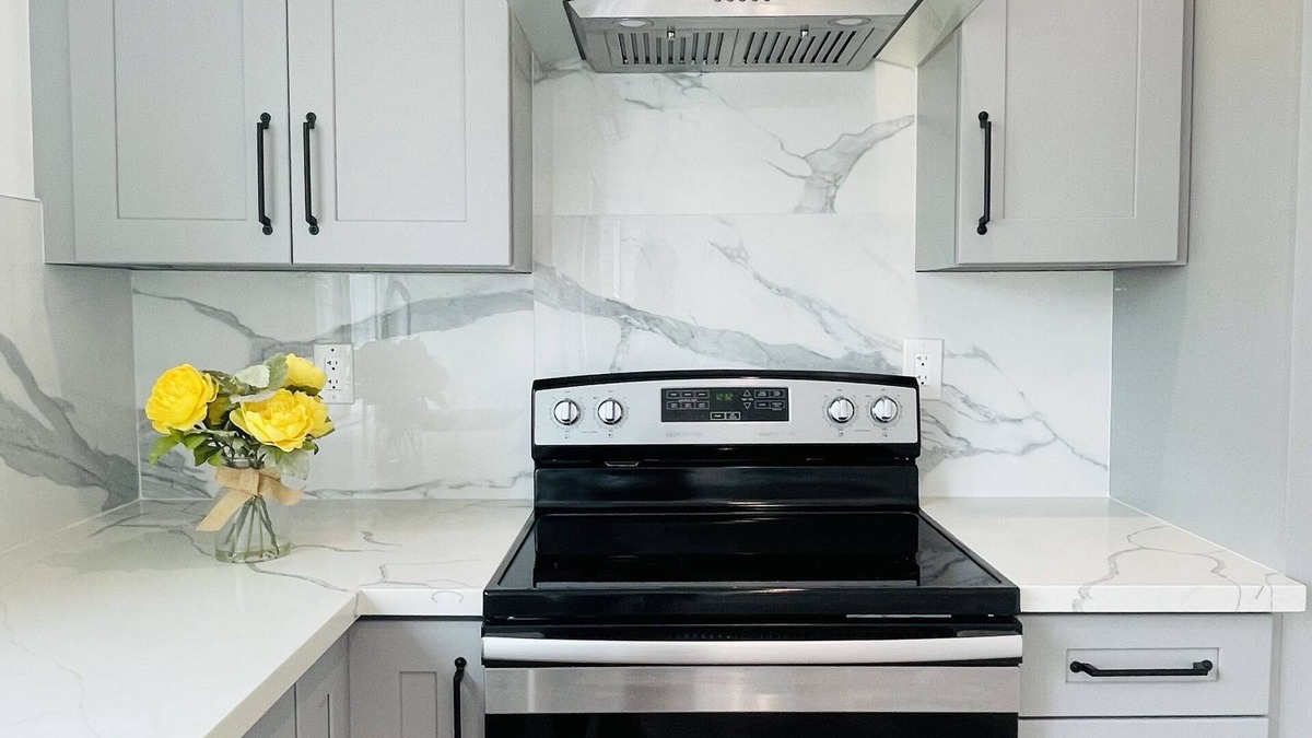 Garden Grove Apartment | BRAND NEW BEAUTY STUDIO IN GARDEN GROVE