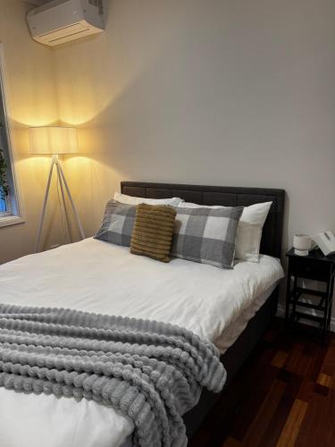 St. Albans House | Brand new bedroom next to train station