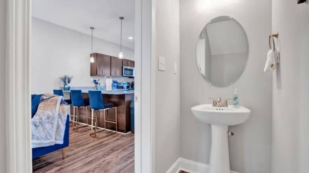 Clarksville Apartment | Brand New BluRoyal Townhome!
