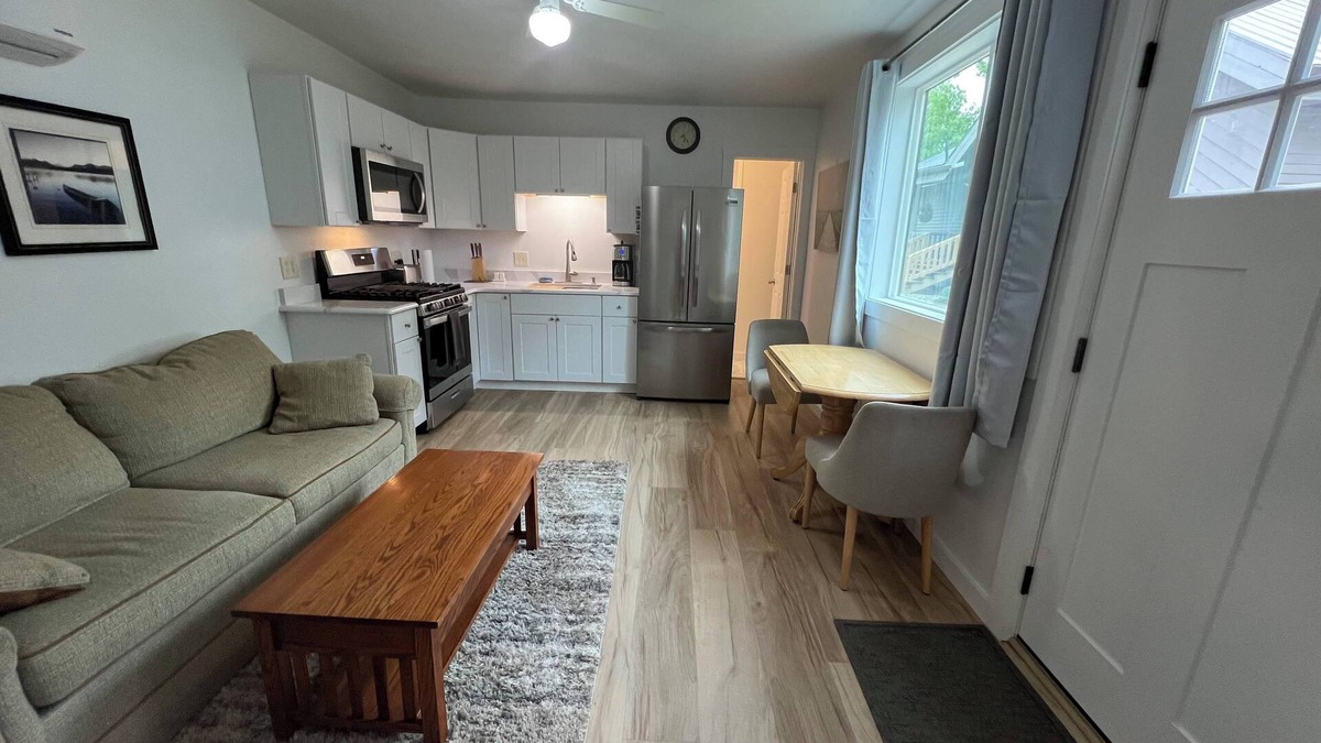 Town of Oswegatchie Cottage | Brand new build- 1-bedroom cottage on main channel with WiFi
