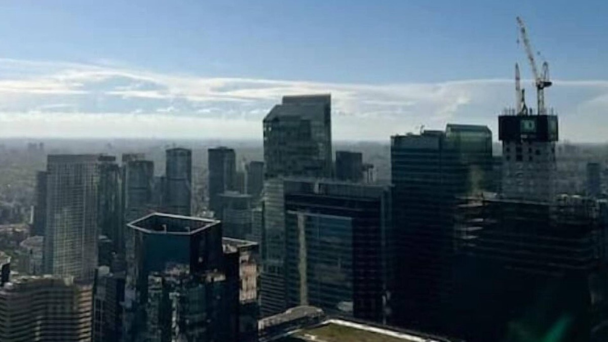 Downtown Toronto Condo | Brand New Condo Downtown Toronto beside CN Tower