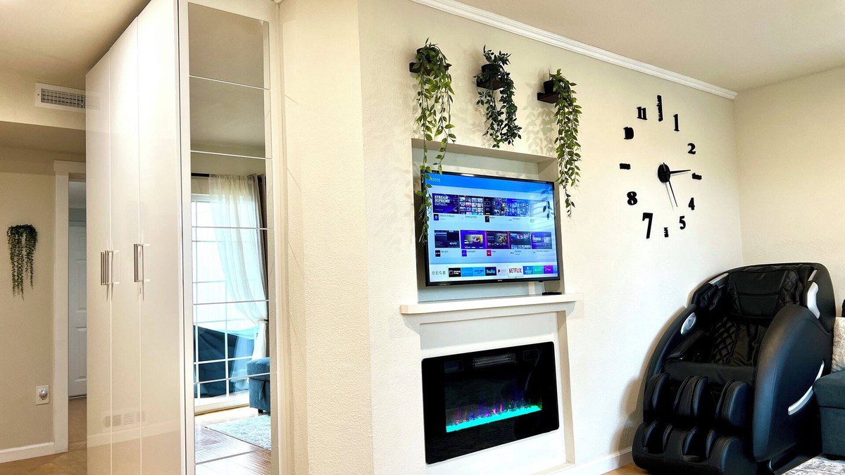 St. Francis Apartment | Brand new cozy luxury apartment! Massage chair, two fireplaces with heaters