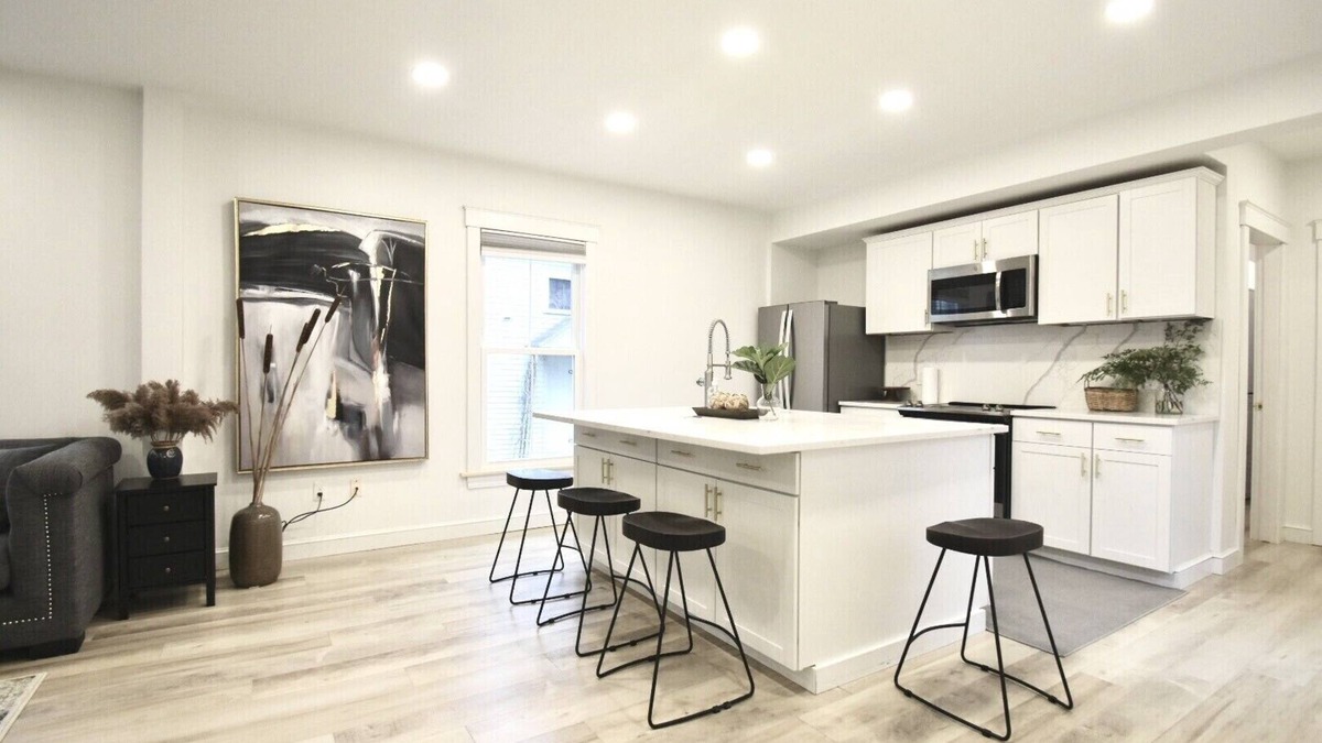 Brunswick Apartment | Brand New Downtown 2BR on Noble Next to Bowdoin(Safe&Sound)