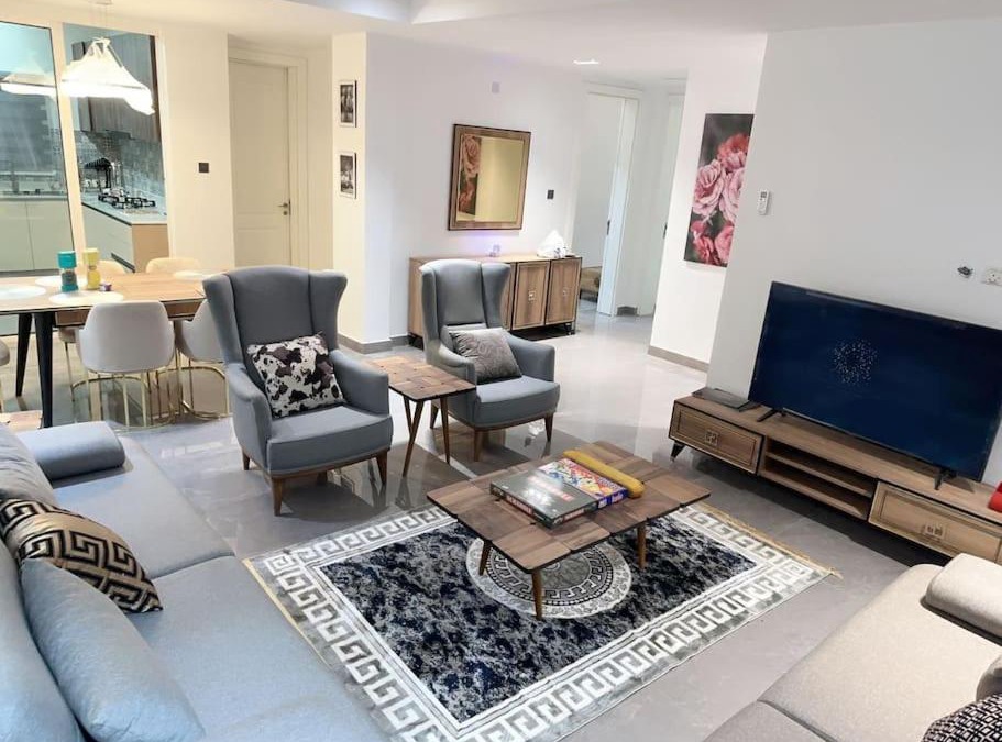 Port Harcourt Apartment | Brand New Exclusive Condo with Pool and Gym