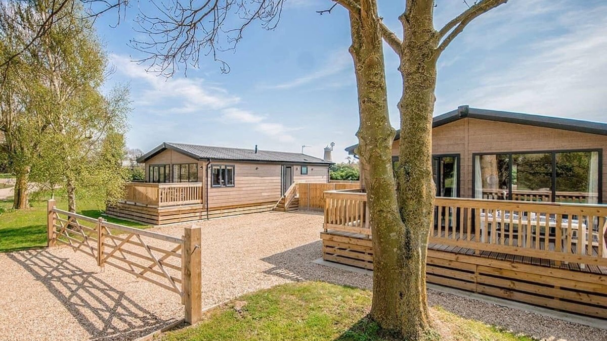 Downham Market Ski Chalet | Brand new for 2023. Luxury lodge with a stylish finish.