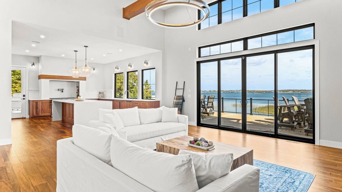 Alexandria House | Brand New Grand Home on Lake Miltona Alexandria