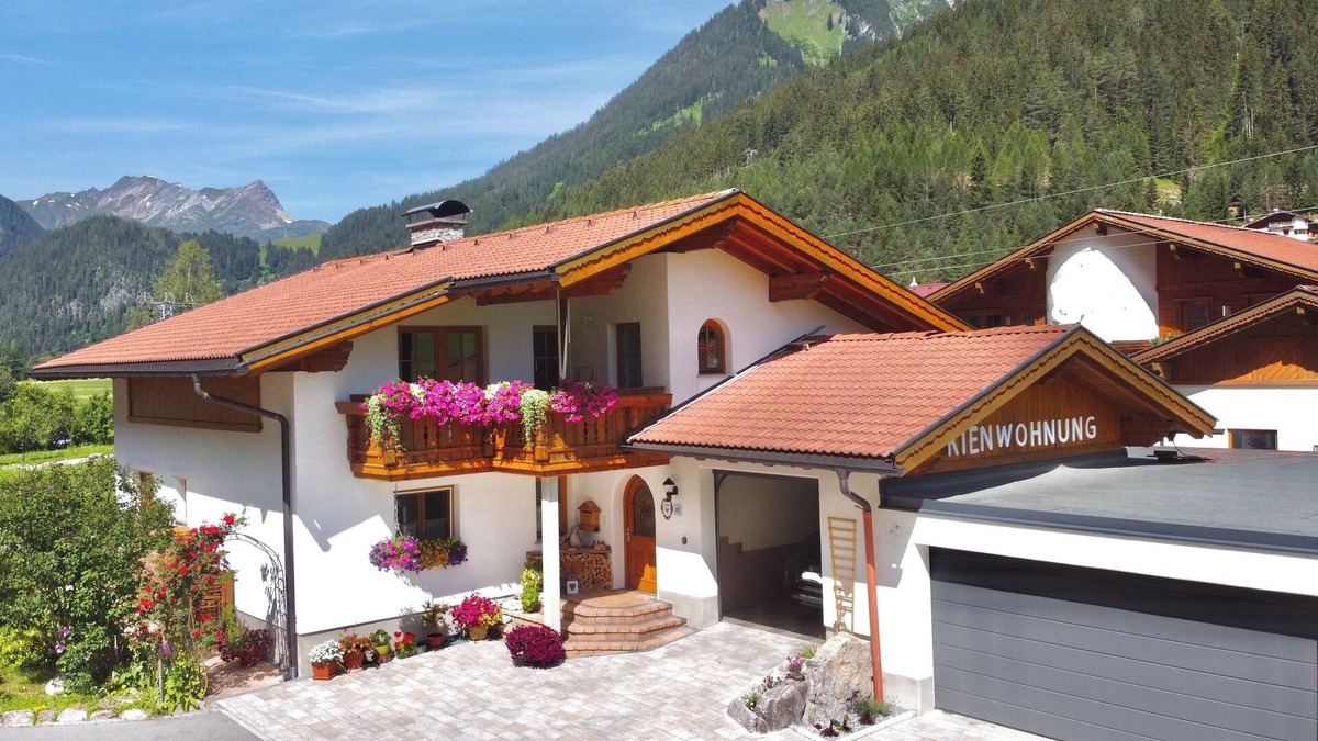 Steeg Apartment | Brand-new holiday dwelling - from summer 2008! Every room with balcony!