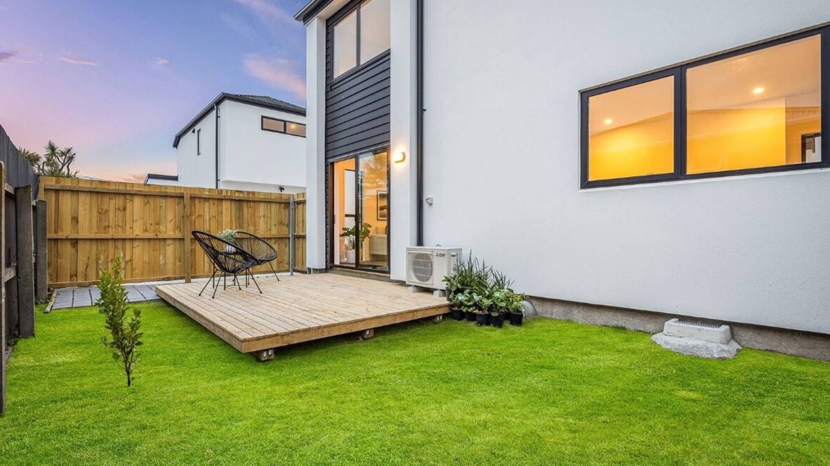 Linwood House | Brand New Home in Central City