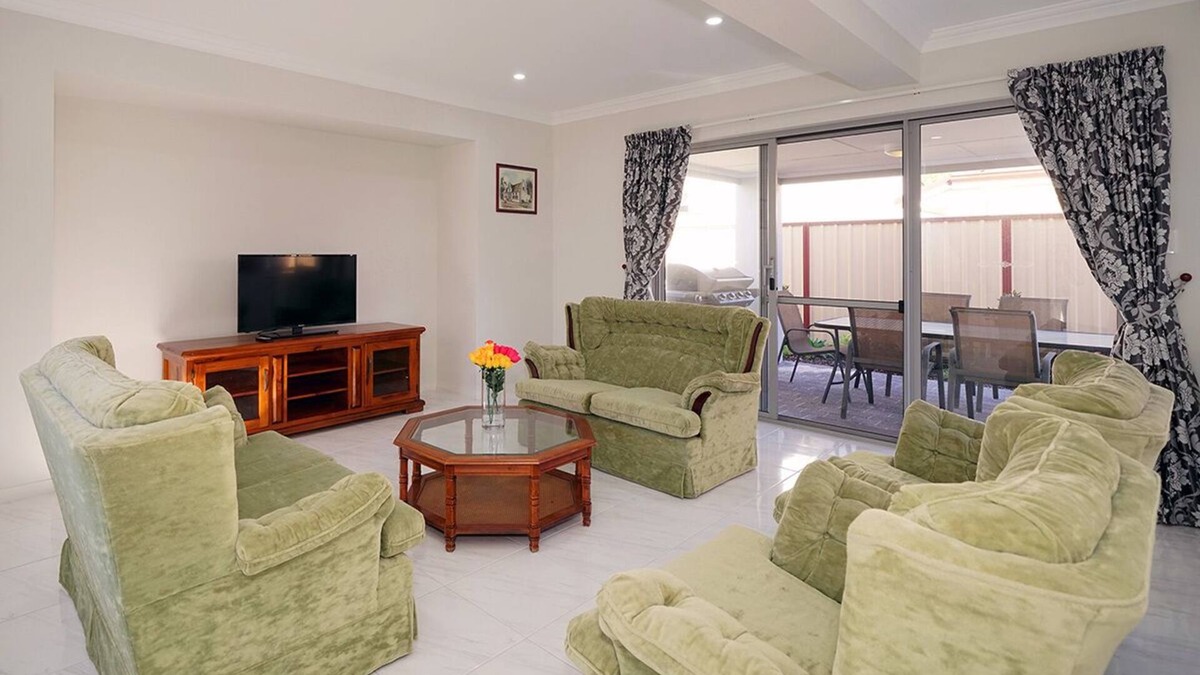 Bayswater House | Brand New Home on Perth Doorstep