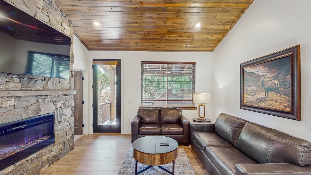 Torreon House | Brand new home w/patio & mountain views, close to golf, lakes, town & more