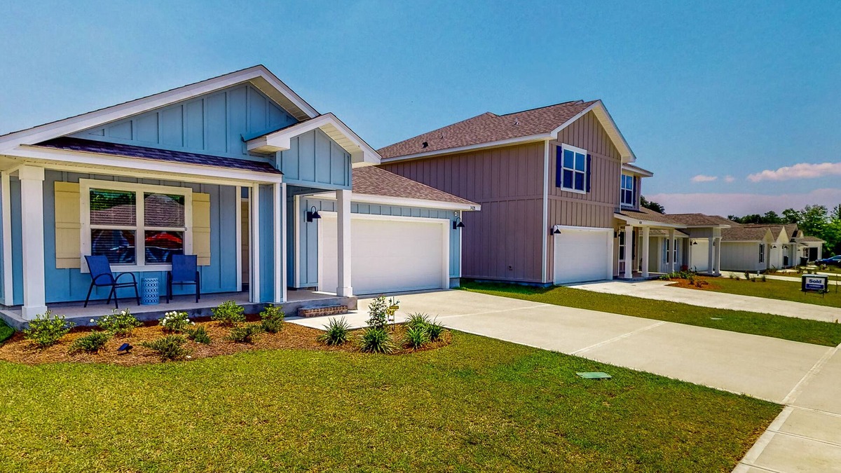 Northwest Pensacola House | Brand-New Home with a Large Yard, Grill, Kitchen