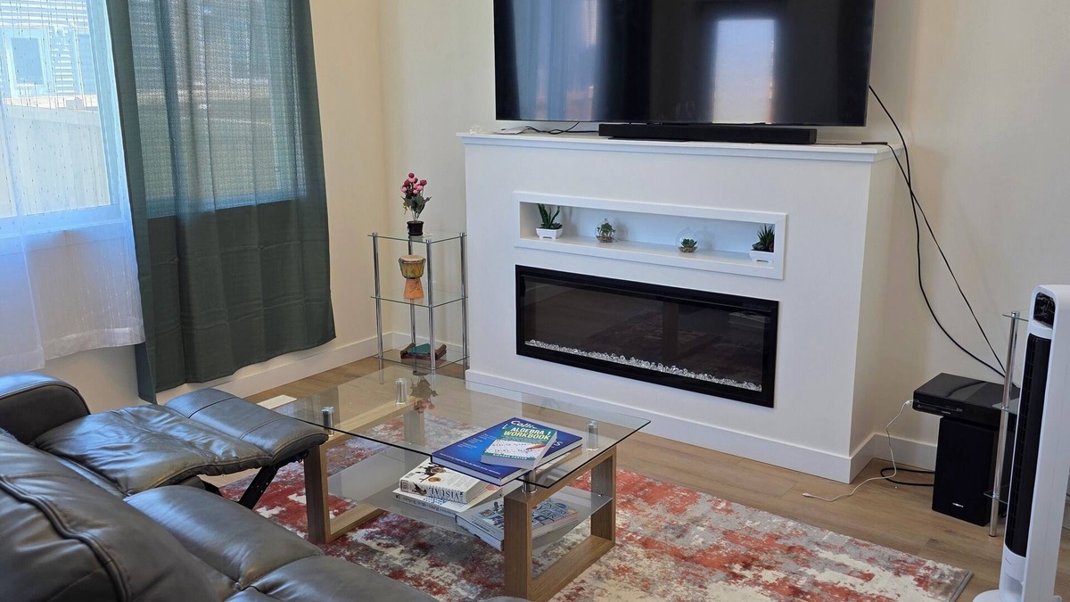 Southeast Edmonton House | Brand new House 2bed 2baths House.