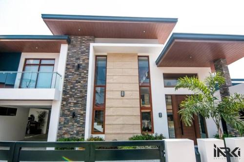 Malolos City House | Brand new house with 3-bedroom and free parking