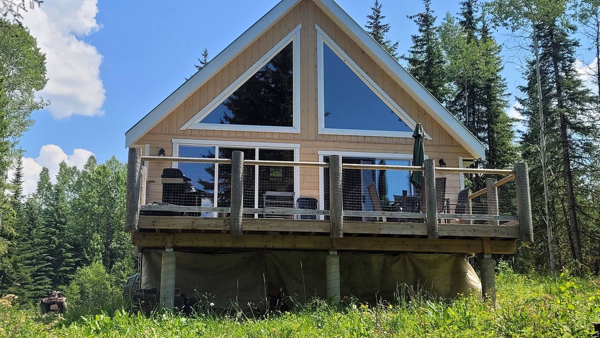 Bridge Lake Cabin | Brand new Lakeside Cabin