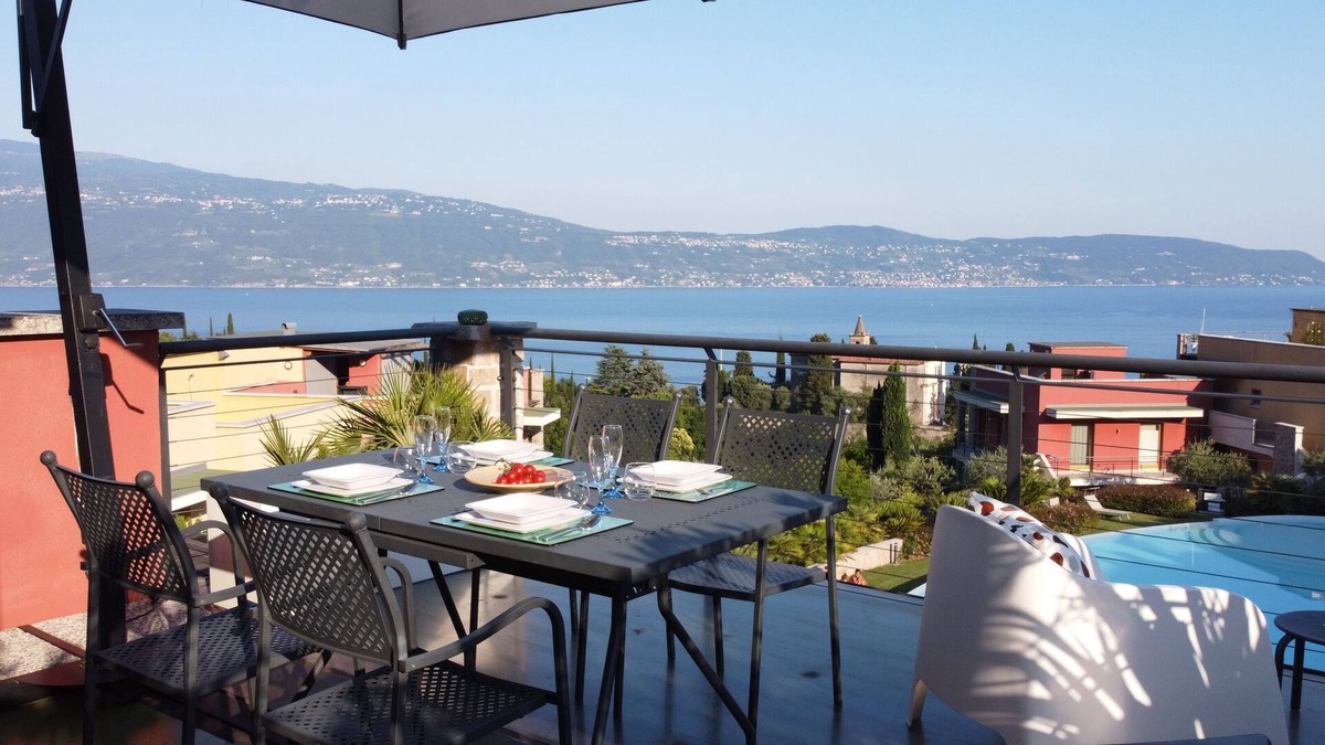 Cecina Apartment | Brand new luxury apartment with spectacular lake view, Wi-Fi Free
