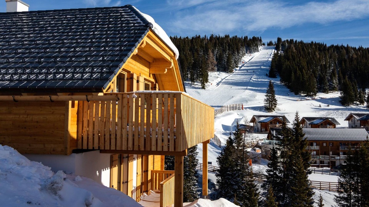 Oberwolz Ski Chalet | Brand New Luxurious Chalet - up to 10 guests
