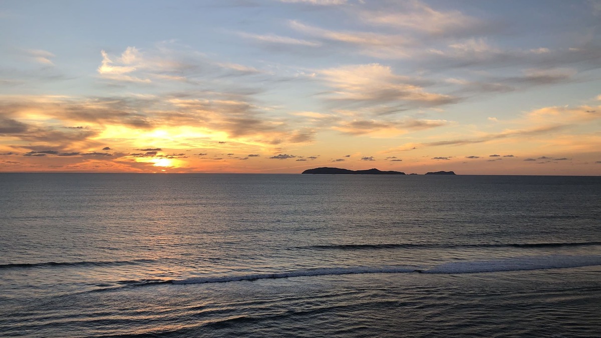 Rosarito Condo | Brand new luxury condo right on the beach with amazing sunset views