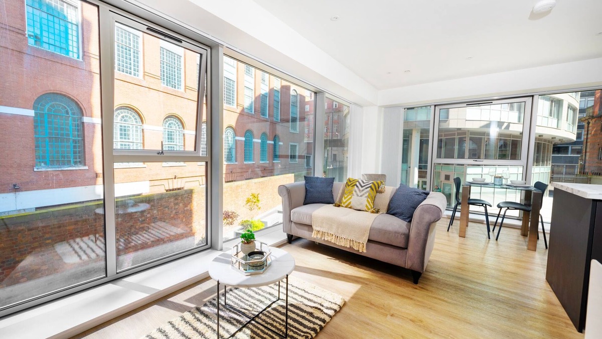 Liverpool City Centre Apartment | Brand New Luxury Modern 1 Bed Liverpool City Centre
