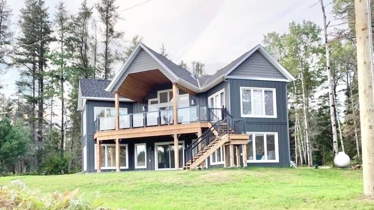 Timiskaming District Cottage | Brand new luxury waterfront cottage