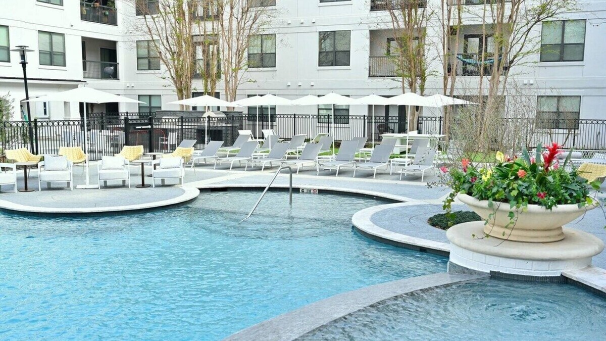 Montrose Apartment | Brand New Midtown Montrose 1 Bd Apt