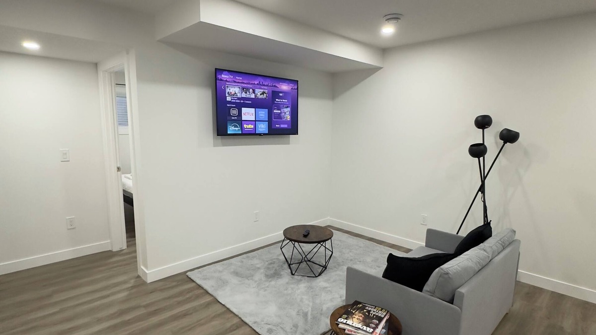 Southeast Calgary House | Brand new Modern and Cozy 1-Bedroom Suite!