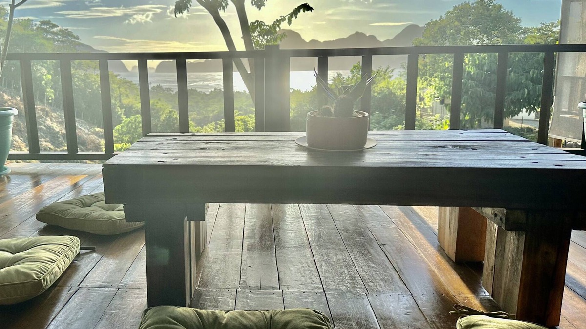 El Nido Cottage | Brand New Native Style Wooden Cottage with a Western Modern Twist.