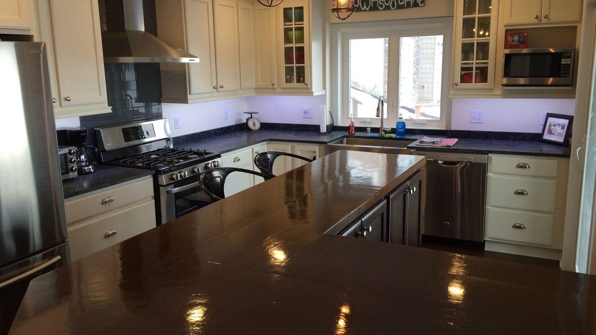 Auburn House | Brand new Owasco Lake home