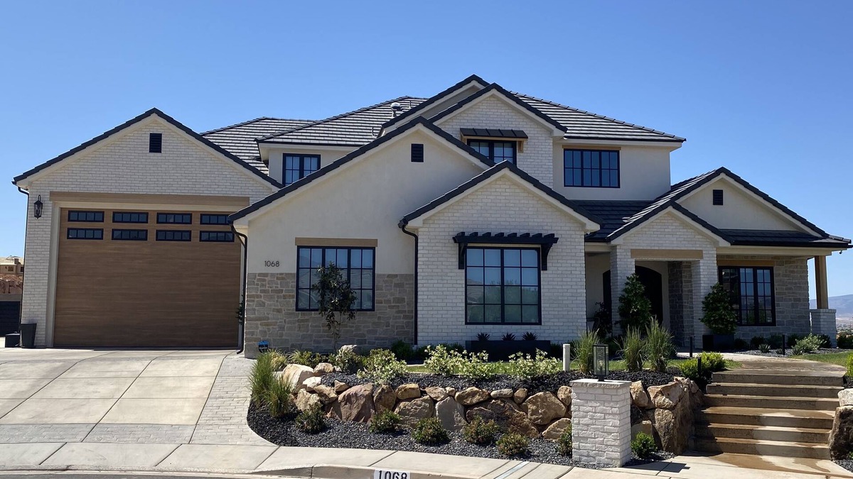 Washington Fields House | Brand New! | Quiet & Secluded | Close to Southern Utah adventures and beauty