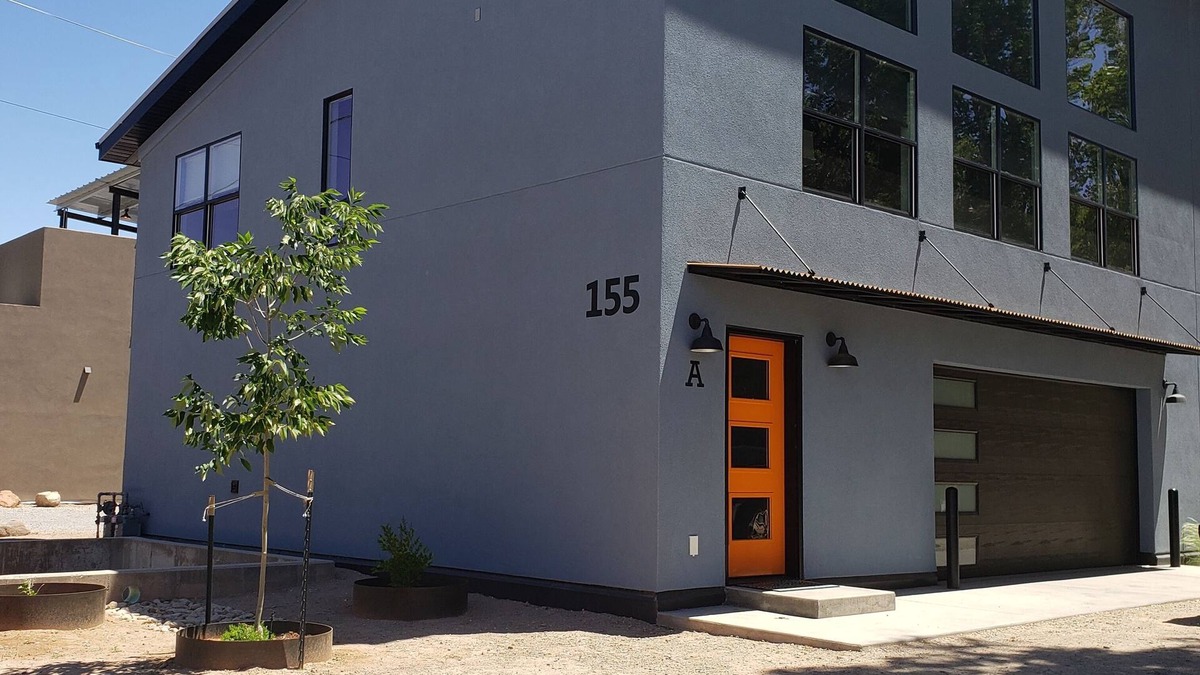 Moab House | Brand New Right Downtown. Walk to restaurants & shops.