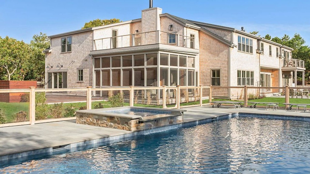 Edgartown House | Brand New Spacious Luxury Home on Edgartown Great Pond with Pool and Spa